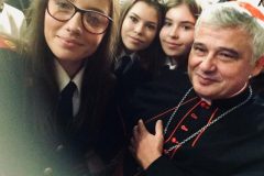 Uroczysty różaniec z udziałem ks. Kardynała Konrada Krajewskiego